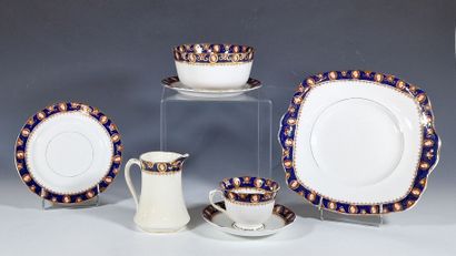 ROYAL ALBERT - PARTIE DE SERVICE A THE 25...