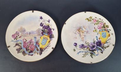Henri GROS 20th Century
PAIR OF PLATES
Painted...