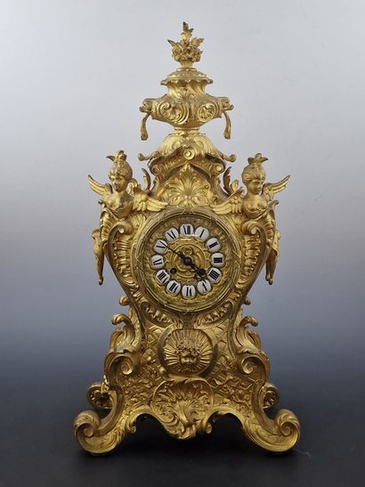 IMPORTANTE PENDULE DE STYLE LOUIS XV Circa...