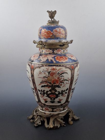 A Napoleon III period Japanese porcelain...