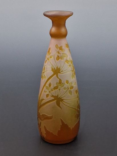 ETS GALLE - PETIT VASE SOLIFLORE OVOIDE à...
