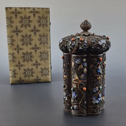 CHINA XXEME SIECLE - POLYLOBE TEA BOX in...
