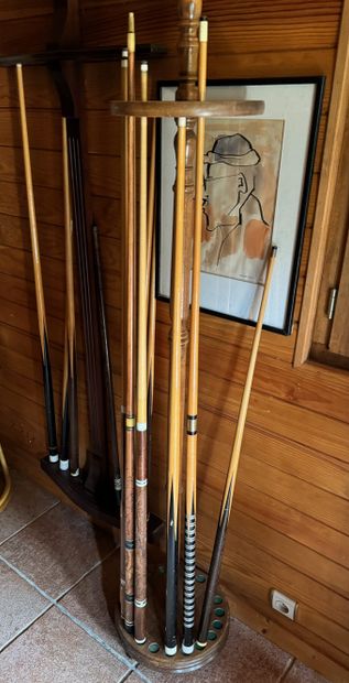 AMERICAN BILLARD in wood and baluster base...
