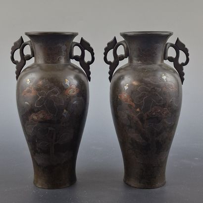 INDOCHINA VERSUS 1900 - PAIR OF baluster-shaped...