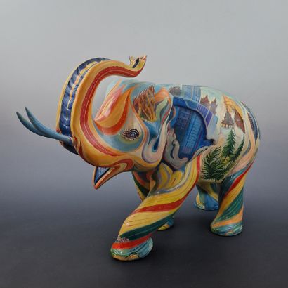 ELEPHANT STATUETTE - Burma 20th Century in...