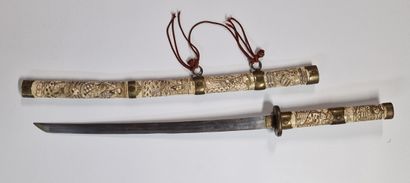 JAPAN - CIRCA 1900 - BONE AND BRASS SABRE...