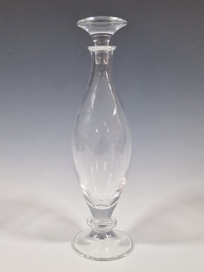 SEVRES - CARAFE A ALCOOL ET SON BOUCHON en...