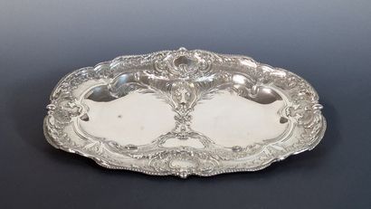 BEAUTIFUL OVAL silver platter in the Louis...