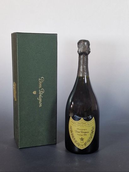 MOET & CHANDON CHAMPAGNE DOM PERIGNON 1996...