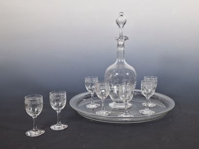 BACCARAT - MODELE MIMOSA - SERVICE A LIQUEUR...