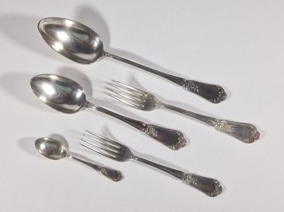 SUITE OF 17 FORKS AND 16 TABLE SPoons, 5...