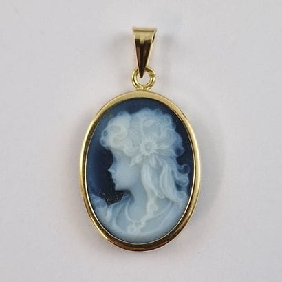 PENDENTIF de Style de la Fin du XIXème Siècle...