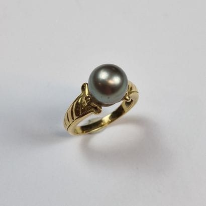 BAGUE du Milieu du XXème Siècle en or jaune...