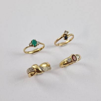 FOUR 20th Century yellow gold 750 Millièmes...