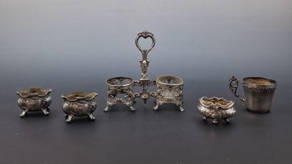 4 PIECES D'ORFEVRERIE DE TABLE du Début du...