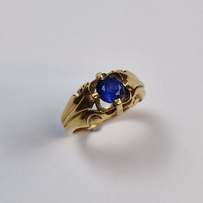 MID-20th CENTURY RING in yellow gold 750...