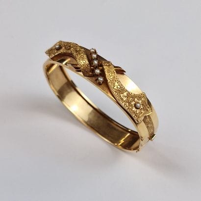 BRACELET RIGIDE de la Fin du XIXème Siècle...
