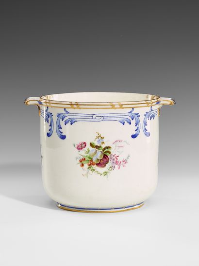 MANUFACTURE DE SEVRES 1758
REFRESHING BASKET...