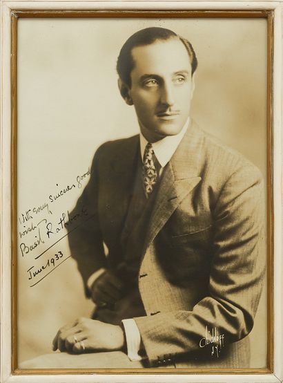 PHOTOGRAPHY silver print by Irving Chidnoff...