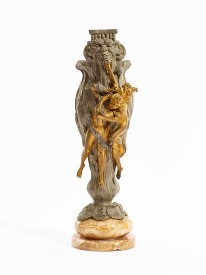 Carl KAUBA (1865-1922) 
VASE 