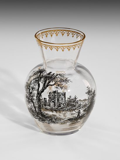 DAUM NANCY - Late 19th Century 
RARE baluster-shaped...