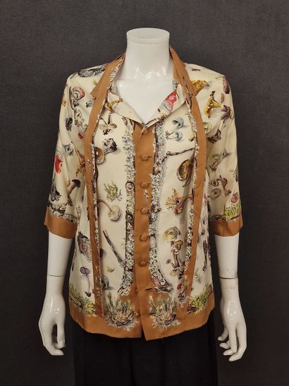 HERMES Paris boutique sport - BLOUSE in 