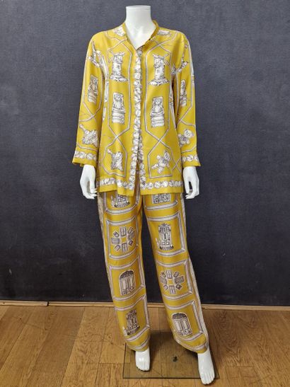 S MAX MARA - Cumn silk set with white architectural...