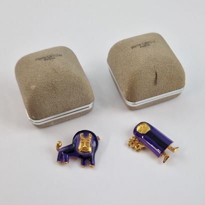 Pierre CARDIN - LOT composé de deux broches...
