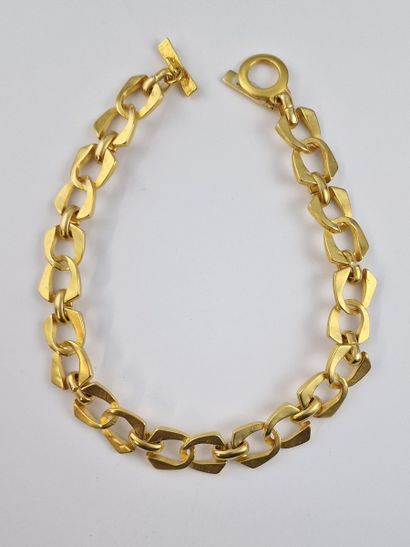 Pierre CARDIN - Gold-plated metal chain NECKLACE....