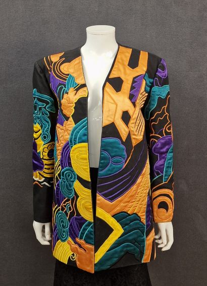 KORII JOKO International - Jacket in black...