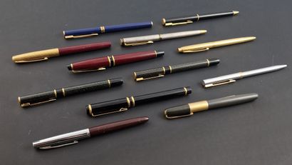 WATERMAN - EIGHT PLUME STYLOS AND FOUR BILLE...