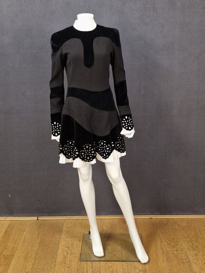 Alexander McQUEEN X Sarah BURTON - Collection...