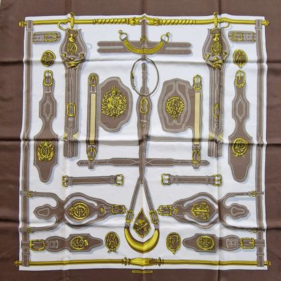 HERMES Paris made in France - CARRE in printed...