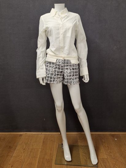 CHANEL X Karl Lagerfeld - ENSEMBLE composé...