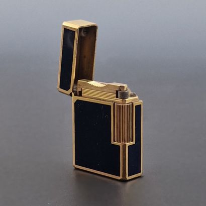 S.T DUPONT PARIS - BRIQUET DE POCHE à gaz...