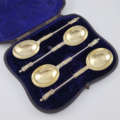 SET OF 4 Renaissance-style 925 Millièmes...