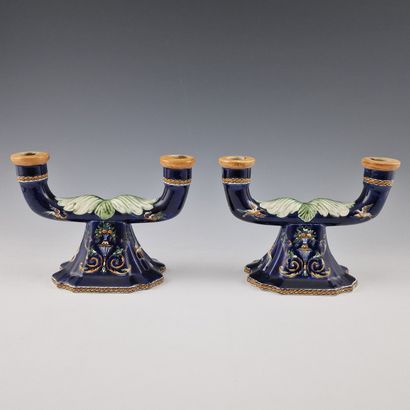 GIEN - MODEL RENAISSANCE A FOND BLEU - PAIRE...