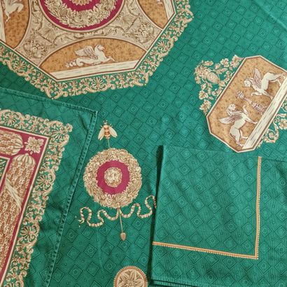 BEAUVILLE - NAPPE CARREE ET SES 6 SERVIETTES...