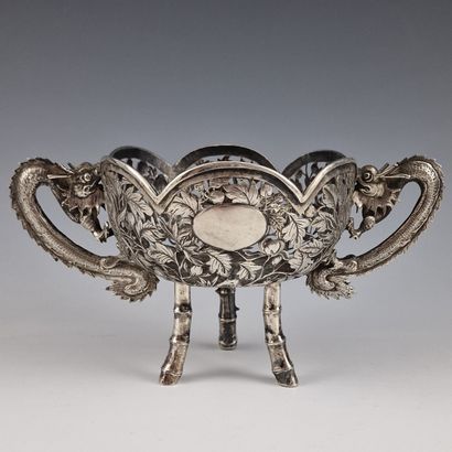 INDOCHINE CIRCA 1900 - COUPE TRIPODE en alliage...