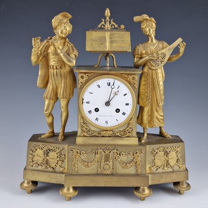 PENDULE d'Epoque Romantique en bronze doré...