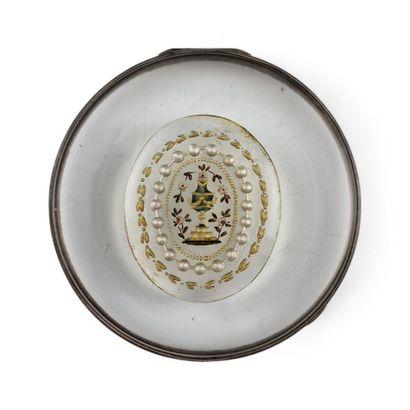 BOITE CIRCULAIRE PLATE Circa 1800 en verre...