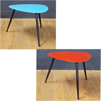 CASSINA - DEUX TABLE BASSE Circa 1979 à plateau...