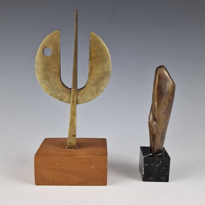 Elvio BECHERONI (1934-2000) 
Totem
BRONZE
Signé...