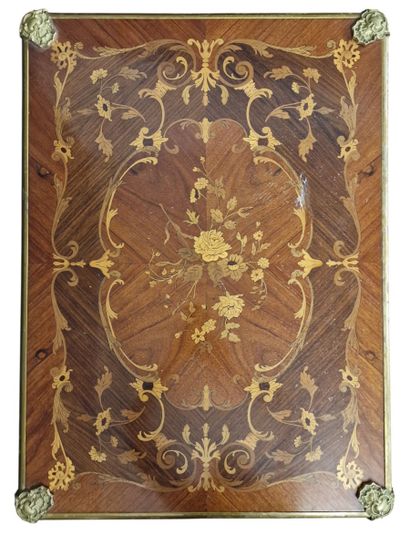 Louis XV style MIDDLE TABLE - Circa 1960...