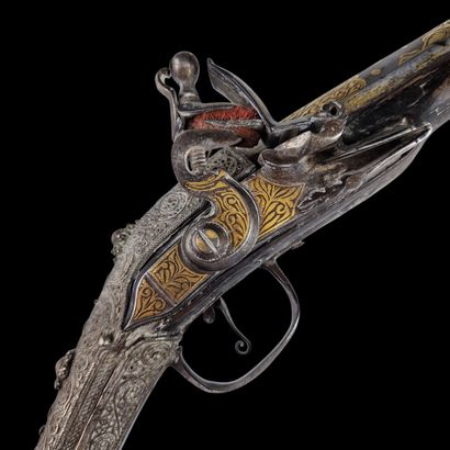 FLINTLOCK BOW GUN
Round barrel, lock and...