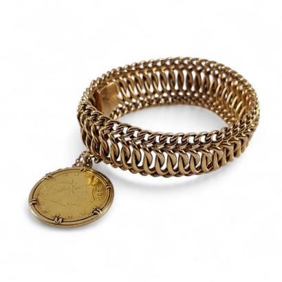 BRACELET RUBAN ARTICULE SOUPLE Circa 1960/1970...
