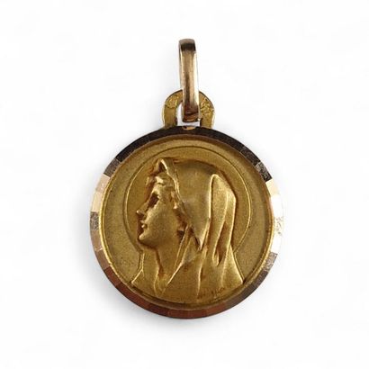 20th Century RELIGIOUS MEDAL in yellow gold...