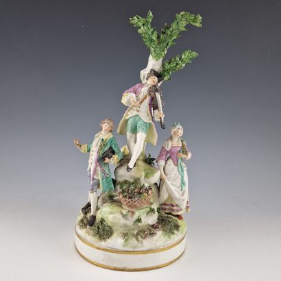 MEISSEN - LARGE GROUP Circa 1900 in porcelain...