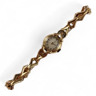 BRACELET MONTRE DE DAME Circa 1950 à boîtier...