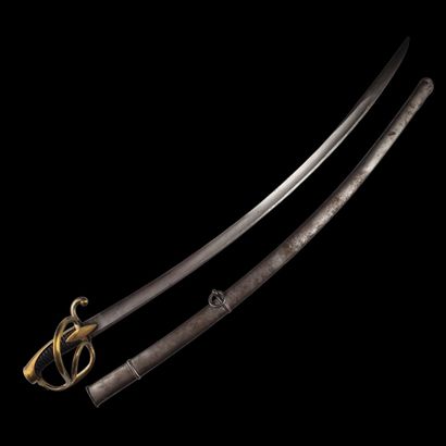 LIGHT CAVALRY SABRE à la chasseur. 
Leather-covered...